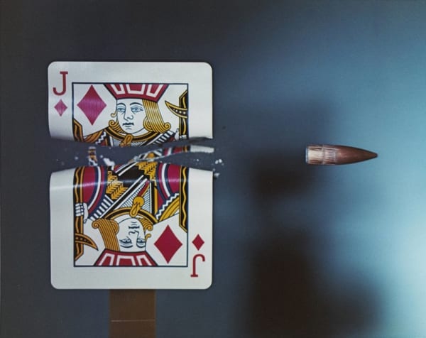 Harold Edgerton, Cutting the Playing Card Quickly, 1964.