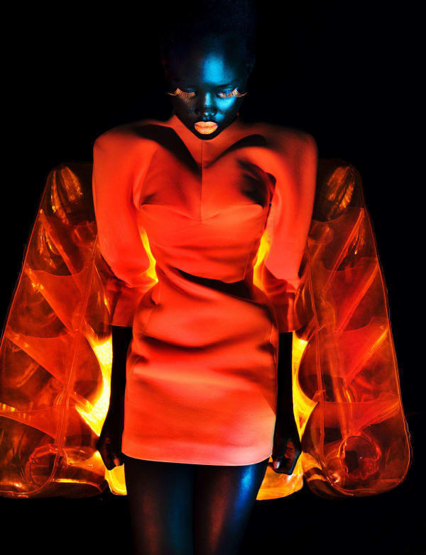 Txema Yeste, Orange Nest, Nyakong, 2023.