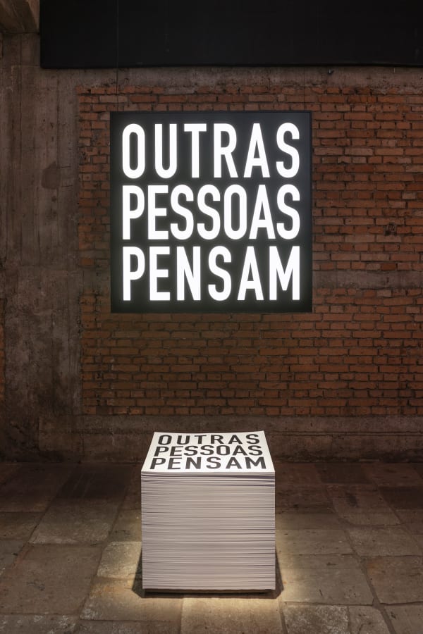 Alfredo Jaar, Outros pensam [Other People Think], 2021