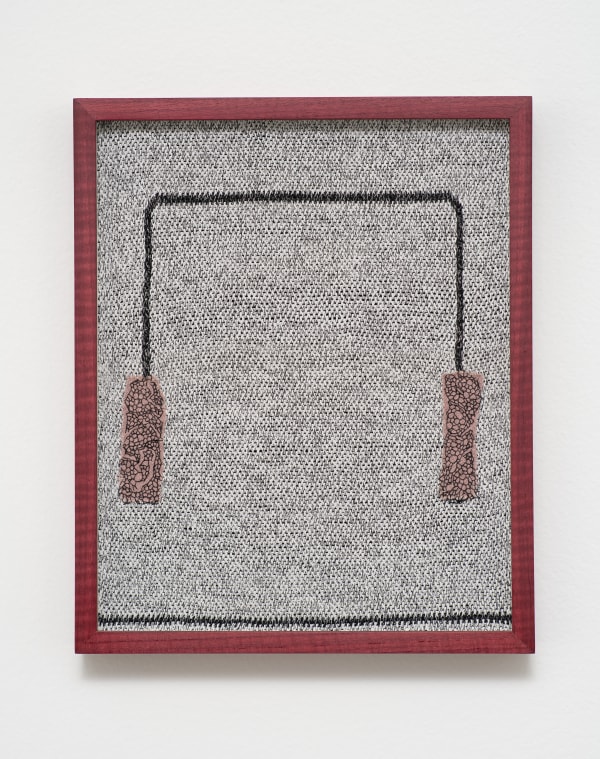 Tonico Lemos Auad Sem título, 2021 lã, papel, linho, algodão [wool, paper, linen, cotton] 31 x 26 x 3 cm 12 1/4 x 10 1/4 x 1 1/8 in