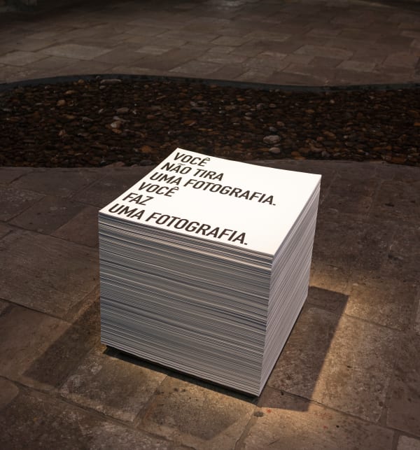 Alfredo Jaar, Você não tira uma fotografia. Você faz uma [You do not take a photograph. You make it], 2021