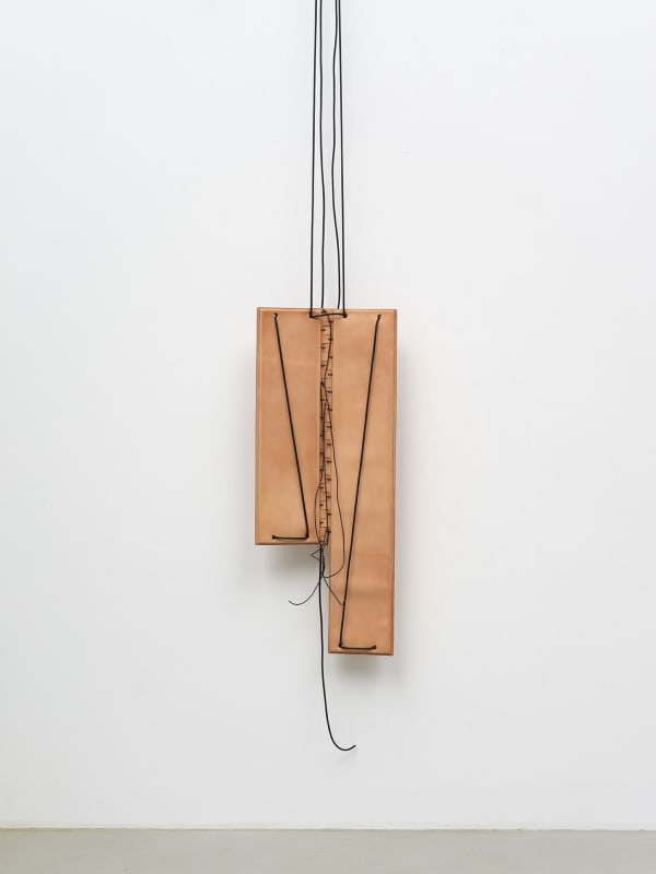 Leonor Antunes, discrepancies with E.T. #1, 2023