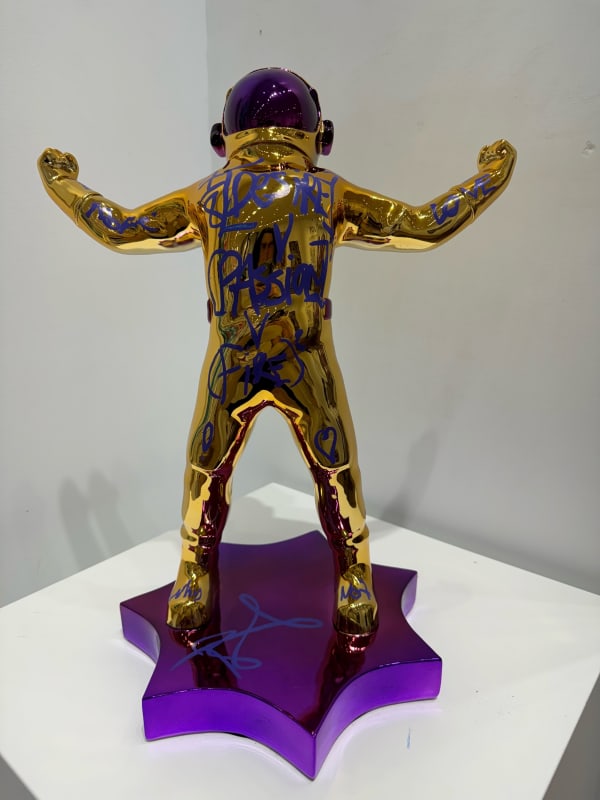 Brendan Murphy, Collectible - Wide Open (gold) , 2024