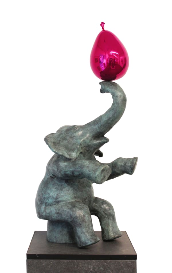 Philippe Berry, Eléphant et son ballon rose (G), 2018