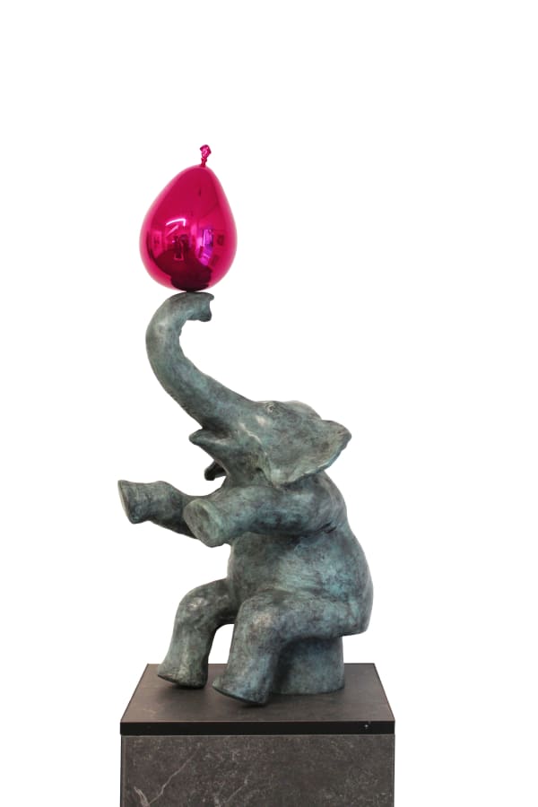 Philippe Berry, Eléphant et son ballon rose (G), 2018