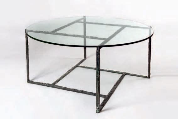 BRUNO ROMEDA BRM21, 2015 Bronze patiné et plateau en verre 75 x 160 x 160 cm / 29 ½ x 63 x 63 in.