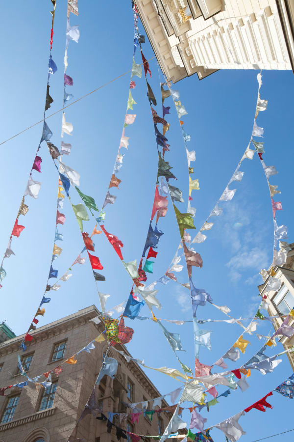 Kaarina Kaikkonen, Elämänpolkuja - Paths of life, 2011