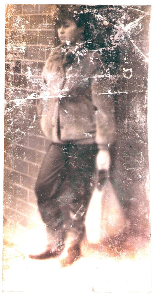Miroslav TICHY Sans titre Photographie 23,8 x 12,3 cm (encadré 41,5 x 30,1 cm) 9,4 x 4,8 inches (16,3 x 11,8 in)
