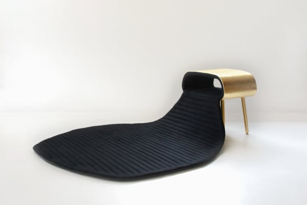 Tarah table avec tapis, 2010
