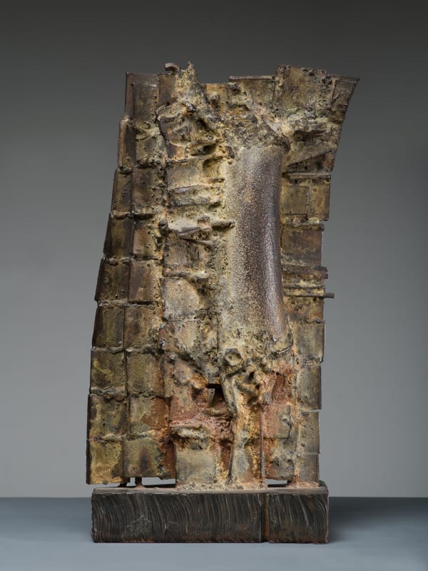 César Baldaccini, dit César Construction (Plaque), 1955 Fer soudé 38.7 x 20 x 10.5 cm (15 1/4 x 7 7/8 x 4 1/8 in.) Signé «Cesar» au dessus de la base