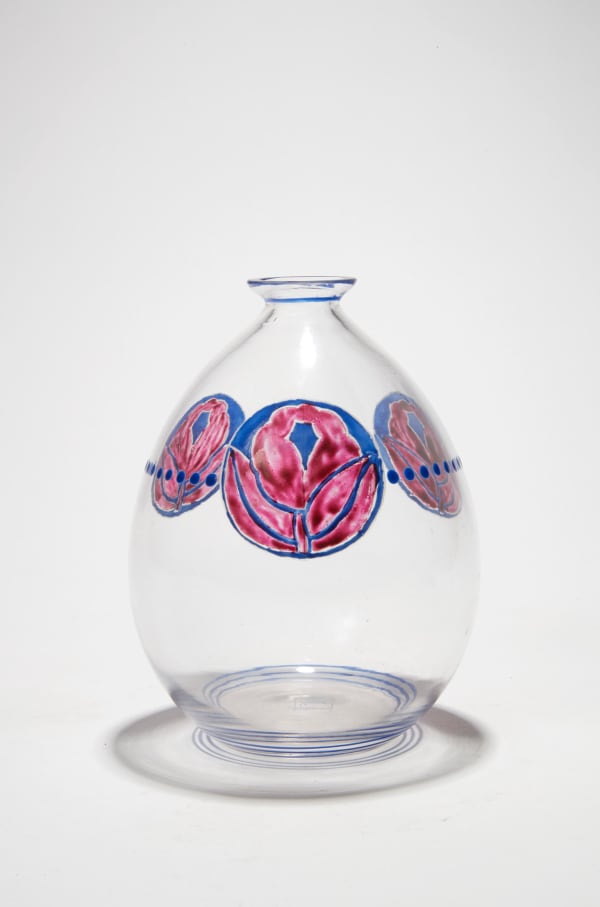 PYRIFORM VASE