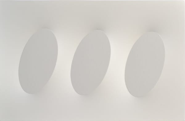 Turi Simeti, 3 ovali bianchi, 2010