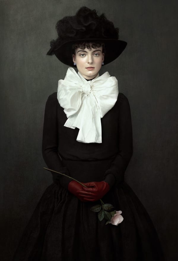 Justine Tjallinks, Odette, series "Modern Times", 2023