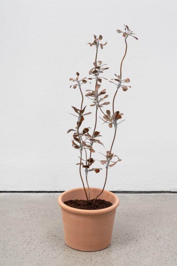 José Montealegre página 0375, figura 2, 2021 Copper arrangement 62 x 23 x 21 cm 24 3/8 x 9 x 8 1/4 in