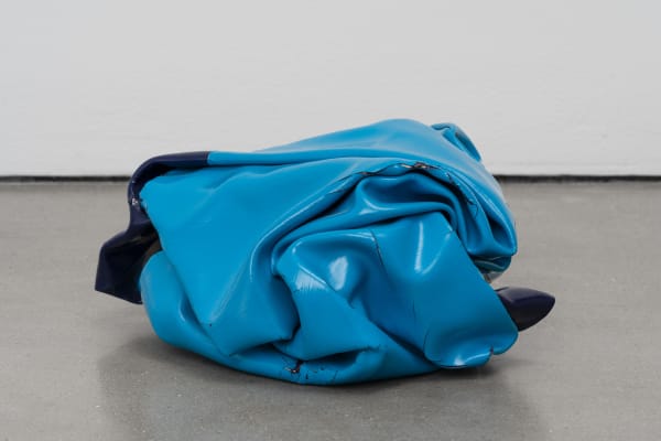 Angela de la Cruz Mini Nothing (Cracked) (Turquoise/Navy), 2014/2018 oil and acrylic on canvas 12 x 26 x 23 cm 4 3/4 x 10 1/4 x 9 in