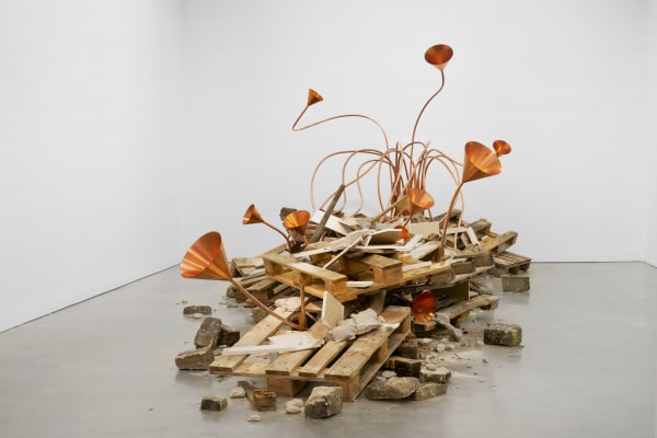 Rebecca Horn Concerto dei Sospiri (Konzert der Seufzer), 1997-2014 copper tubes, copper funnels, clay, metal construction, electronics, stones, wood Dimensions variable