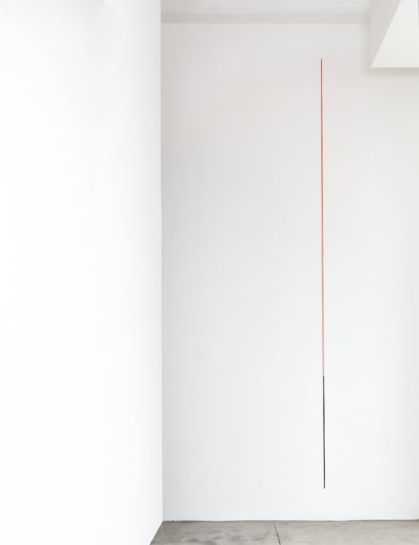 Fred Sandback_Untitled (Sculptural Study, Wall Construction), c. 1995-2013_red-orange and black acrylic yarn_bearbeitet