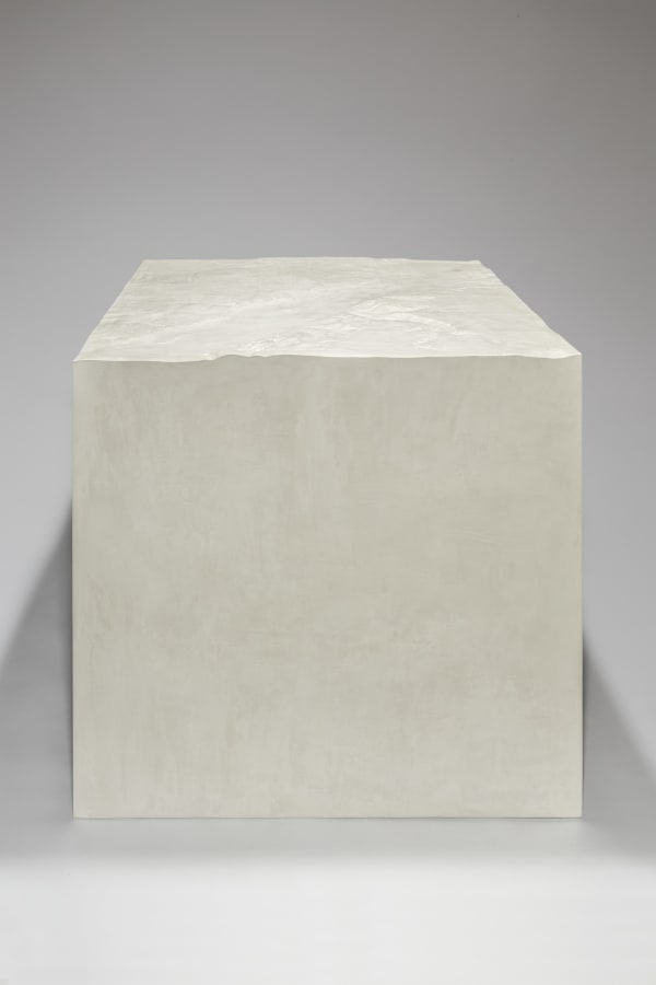 Michael Müller Tiefster Punkt, 2013 plaster and stucco 101 x 103 x 103 cm 39 12/16 x 40 8/16 x 40 8/16 ins