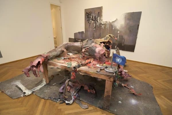 Fabian Marcaccio U.N-Paintant Structural Canvas, 2005 oil , silicone and pigmented ink print on canvas , metal mesh , aluminium tubes 280 x 550 x 470 cm 110 3/16 x 216 8/16 x 185 1/16 ins