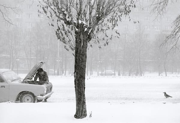 Pentti Sammallahti, Moscow, Russia (broken down car), 1980