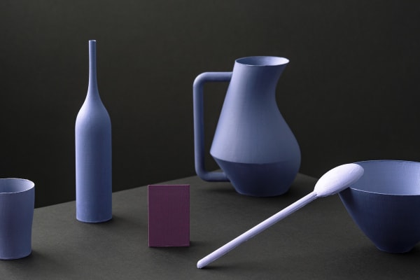 Olena Zubach, Tihožitje s škrlatnim pravokotnikom / Still Life with a Magenta Rectangle, 2025