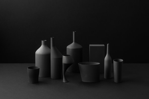 Olena Zubach, Temno tihožitje / Dark Still Life, 2025