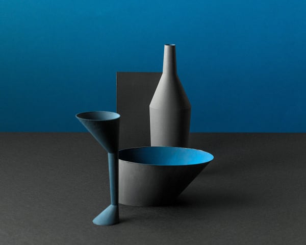 Olena Zubach, Tihožitje s črnim pravokotnikom / Still Life with a Black Rectangle, 2024