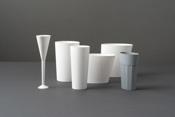 Olena Zubach, Tihožitje z belimi in enim sivim kozarcem / Still Life with White Glasses and a Grey One, 2025