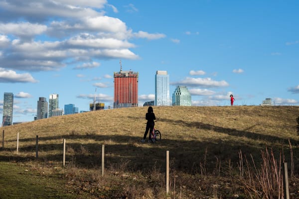 Nik Erik Neubauer, Mestni pobeg / City Escape, 2019