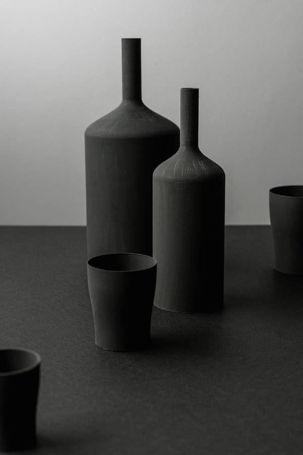 Olena Zubach, Tihožitje s tremi črnimi kozarci / Still Life with Three Black Glasses, 2024