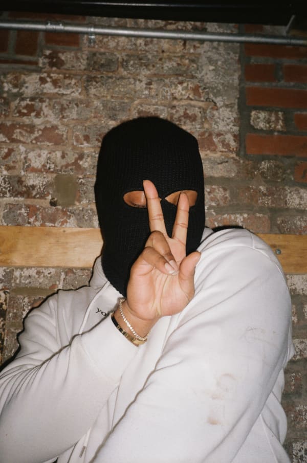 Nik Erik Neubauer, 3 Dollar Bill Bar, 2019