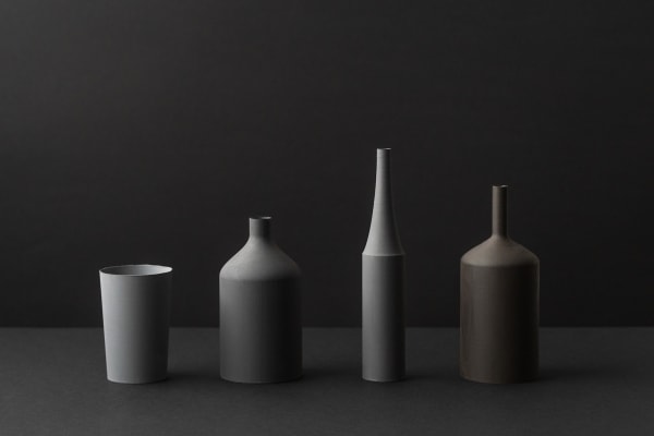 Olena Zubach, Tihožitje s tremi steklenicami in kozarcem / Still Life with Three Bottles and a Glass, 2025