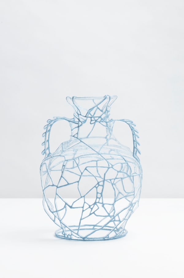Clare Twomey, The Invisible Vase, 2024