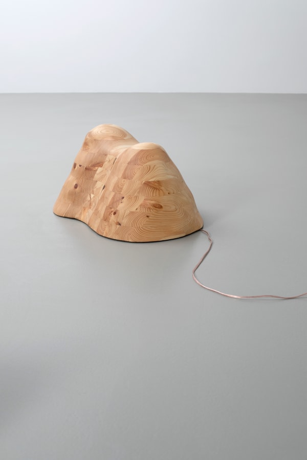 Jordana Loeb, Folding into Form III, 2022