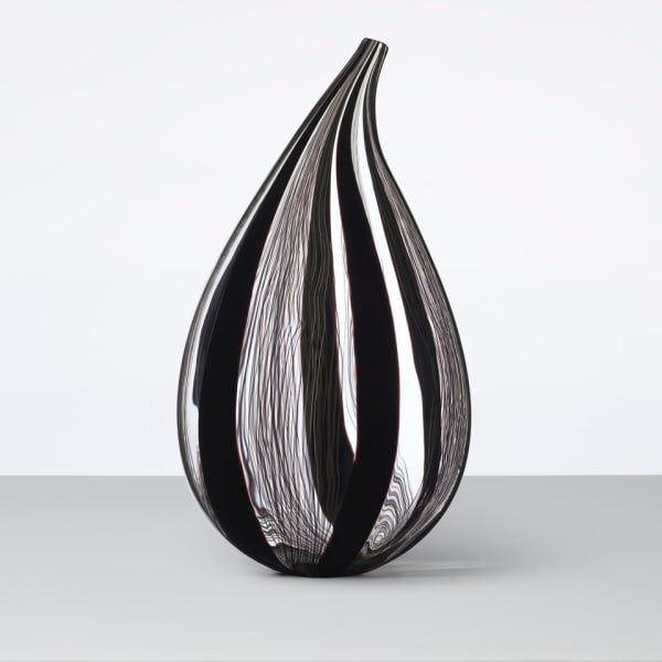 glasobjekt, droppformad, grå, svart, randig