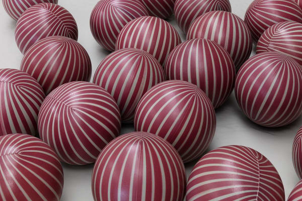 Laleh Kazemi Veisari, Siah-o sefid, 2022