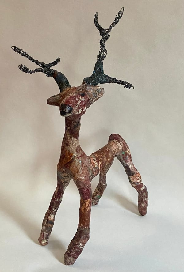 Fi Knox Deer Recycled wire & paper 45 x 30 cm