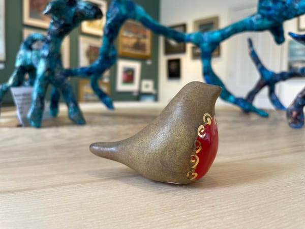 Lois Carson Robin Stoneware 7 x 8 cm