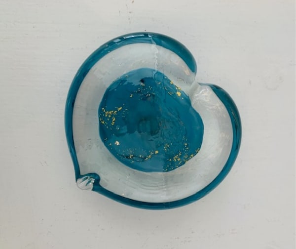 Elin Isaksson Heart Hand blown glass 3 x 10 cm