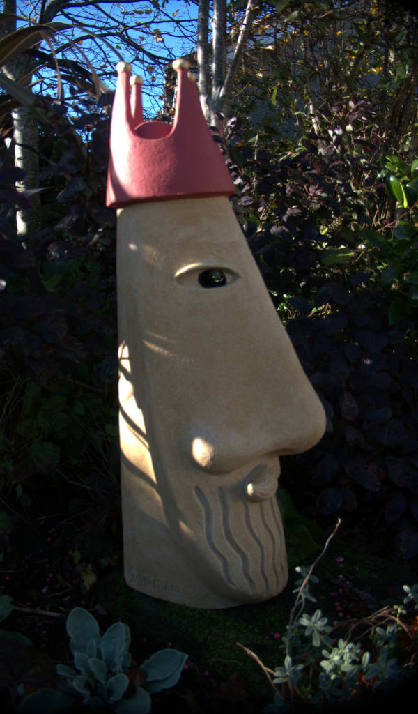 Illona Morrice The King Stoneware & masonry paint 70 x 30 x 20 cm