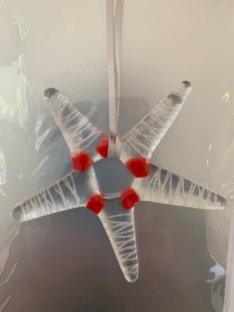 Kim Bramley SGS CGS Star Kiln formed glass 7 x 7 cm