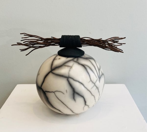 John Scott - Medium Naked Pot with Lid 19.8