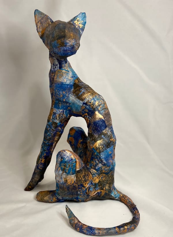 Fi Knox Inscrutable Papier maché, plaster & wire 44 cm