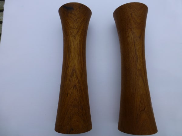 Alastair McKenzie For Your Daily Grind Teak 24 x 7 x 7 cm