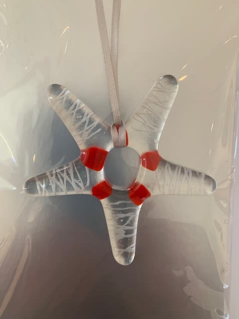 Kim Bramley SGS CGS Star Kiln formed glass 7 x 7 cm