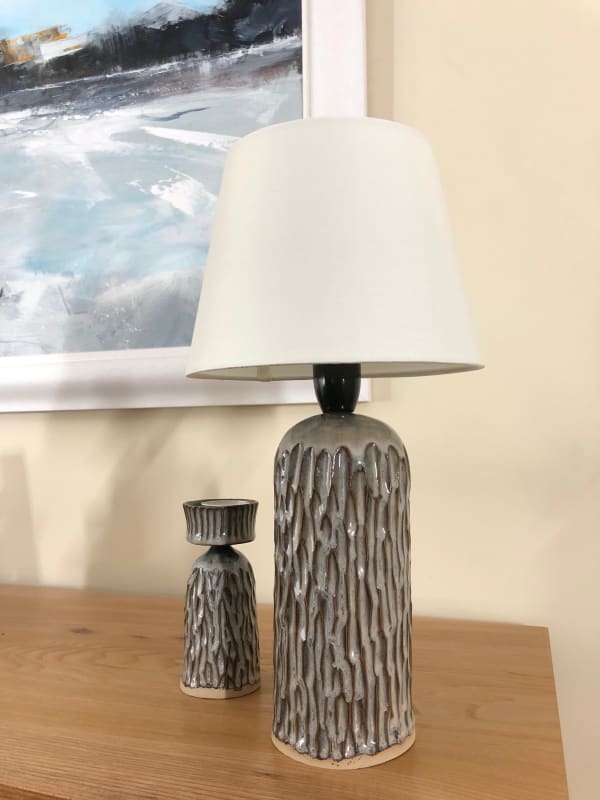 Lois Carson Table Lamp Ceramic Base 21 cm, with shade 41cm