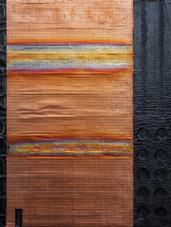 Volcan, 16.700 KILOMETERS FROM HOME