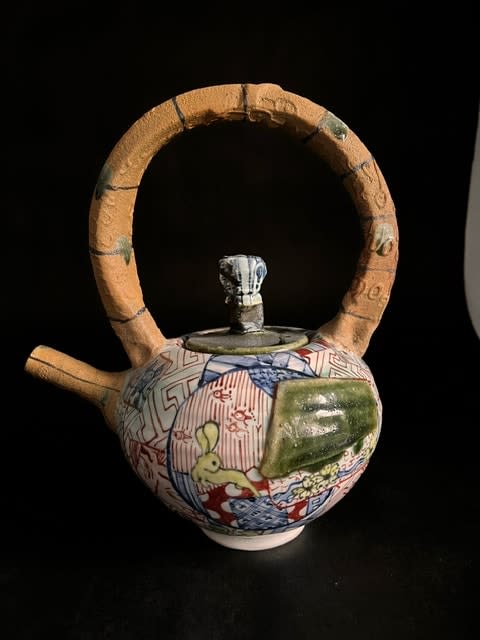 Yobitsugi style Tsubo