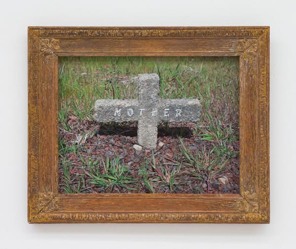 Mother (dans l'herbe) n°2 / Mother (dans l'herbe) n°2