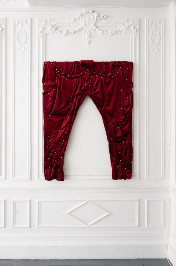 Ilê Sartuzi, Ornament and Crime, 2024